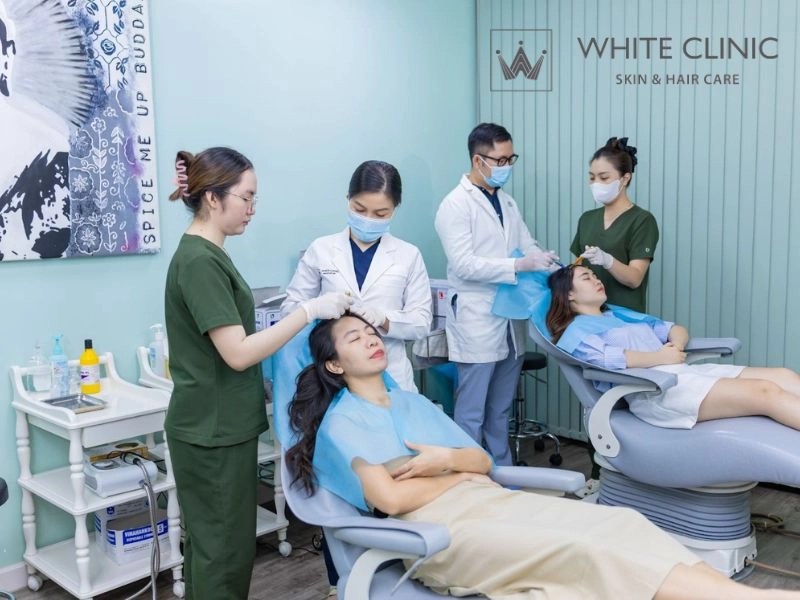 Liệu pháp HAIR BOOSTER: Phục hồi hệ vi sinh và kích thích nang tóc Liệu pháp HAIR BOOSTER: Phục hồi hệ vi sinh và kích thích nang tóc